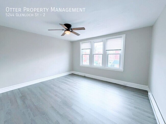 Building Photo - 5244 Glenloch St