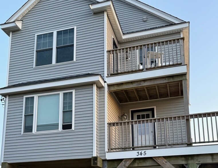 Primary Photo - 345 Plymouth Ave