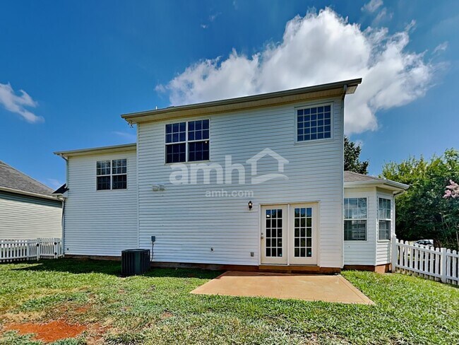 Building Photo - 931 Rocky Meadows Ln