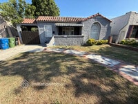 Building Photo - 2062 W 65th St