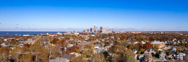 Building Photo - 6110 Ellen Ave