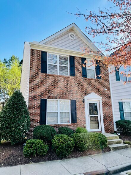 Building Photo - 21 Edgebrook Cir