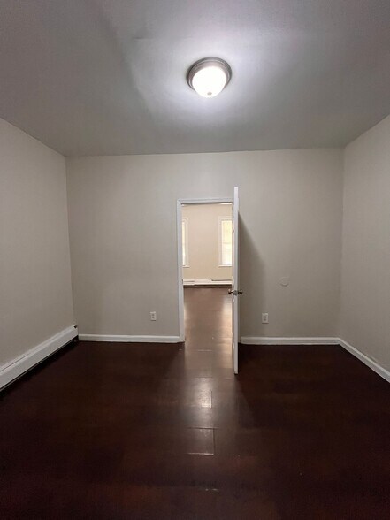 Building Photo - 138 Fulton Ave