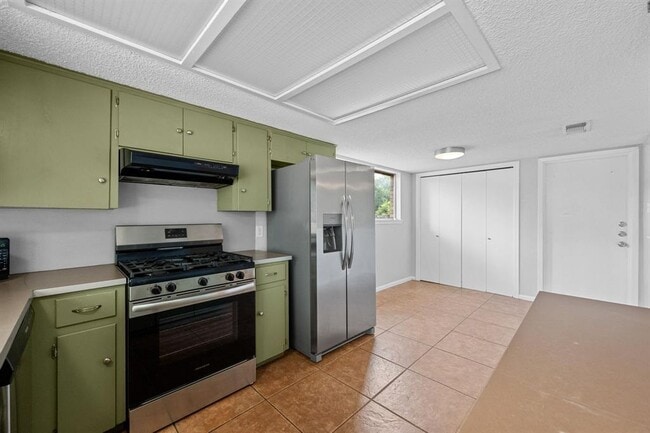 Building Photo - 9502 Gambels Quail Dr