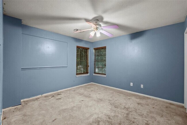 Building Photo - 3131 Bay Spring Dr