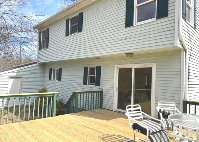 Building Photo - 119 Fairwood Rd