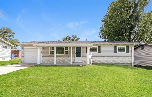 Primary Photo - 1200 Acredale Dr