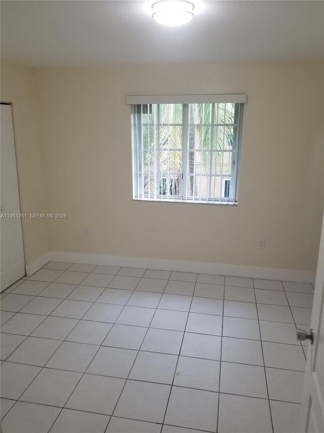 Building Photo - 170 NE 142nd St