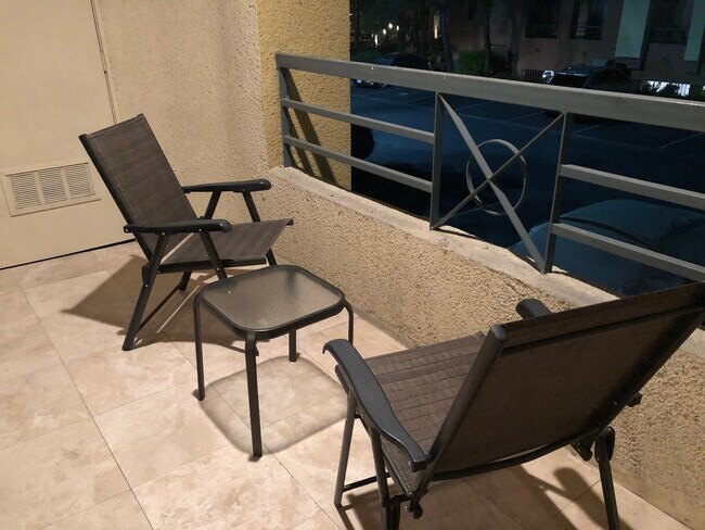 Building Photo - Meridian Fully Furnished 2 Bd | 2 Ba Luxury Condo .