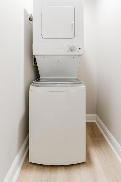 Building Photo - 650 SW 2nd Ave