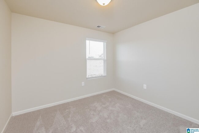 Building Photo - 55 Homestead Ln