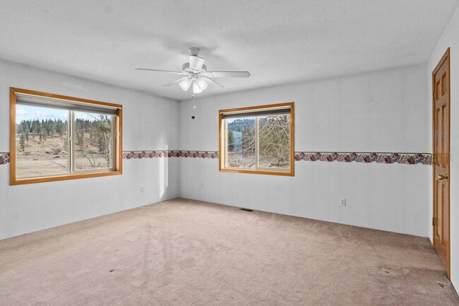 Building Photo - 2829 Cottonwood Creek Rd