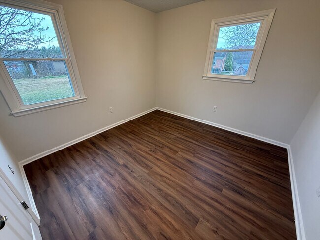 Building Photo - Dublin 3BR / 1BA, Available Now