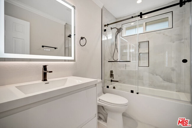 Building Photo - 4016 Cam Plano