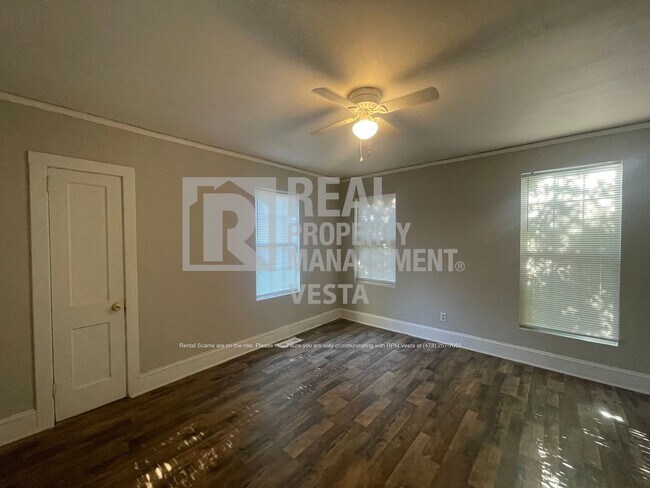 Building Photo - 2779 Suwanee Ave