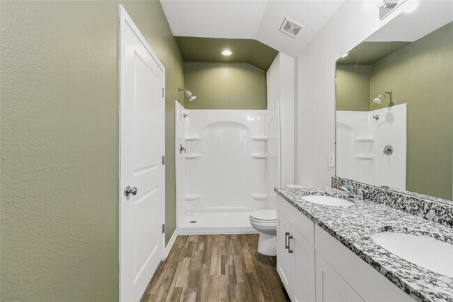 Building Photo - 111 Bering Dr