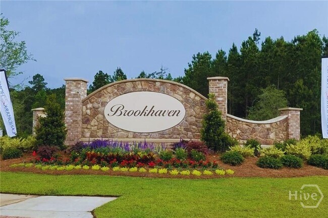 Building Photo - 23 Brookhaven Dr