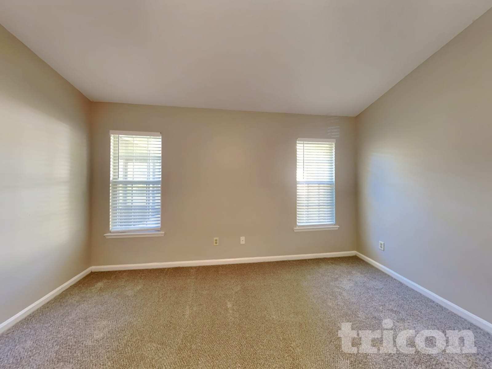 Building Photo - 4399 Princess Labeth Ct W