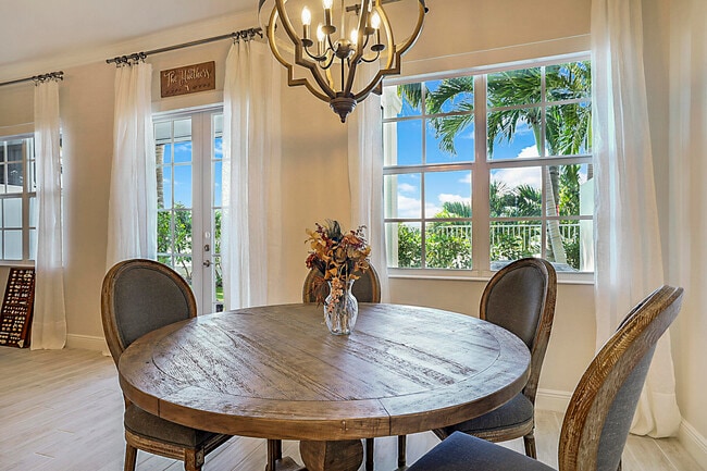 Building Photo - 140 Ocean Breeze Dr