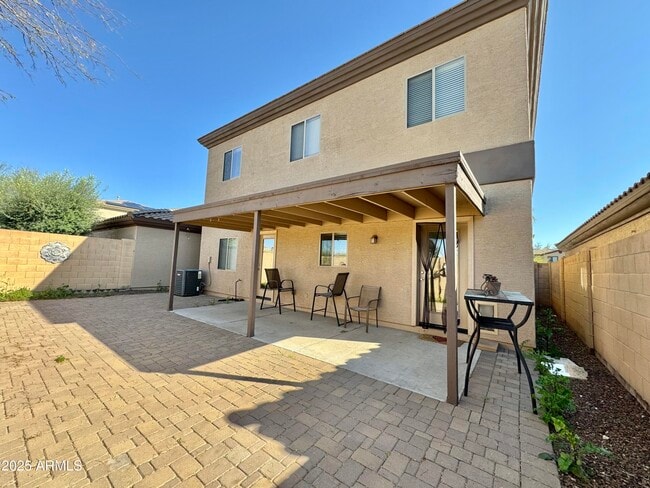 Building Photo - 1838 E Anderson Dr