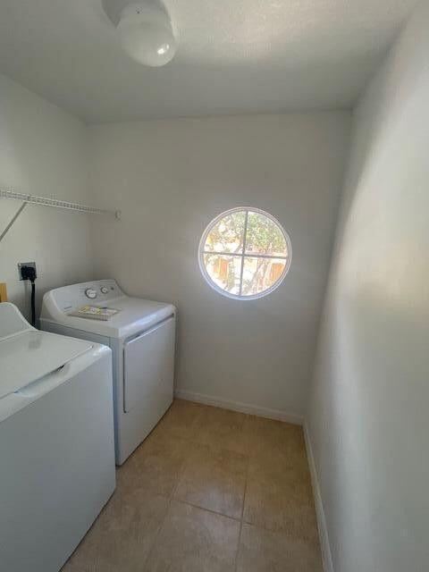 Building Photo - 451 Rainbow Springs Terrace