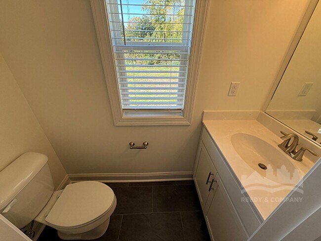 Building Photo - Beautiful NEW BUILD in Olive Branch, MS!