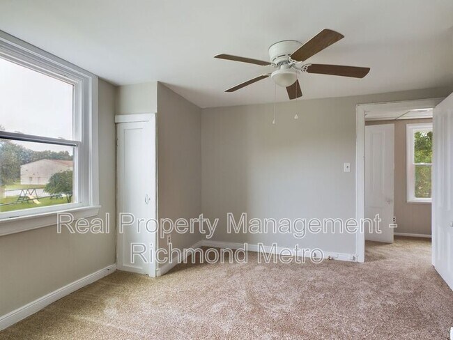 Building Photo - 1812 Gatewood Ave