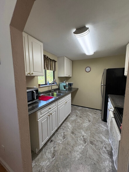 Building Photo - 5416 Turton Ln