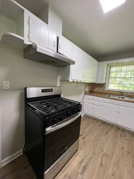 Building Photo - 3040 Remington St