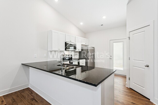 Building Photo - 1867-1867 S Hickory Creek Ct