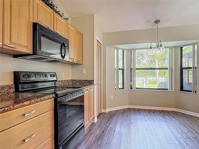 Building Photo - 4039 N Waterbridge Cir
