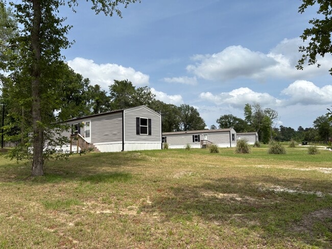 Building Photo - 597 FM 3228