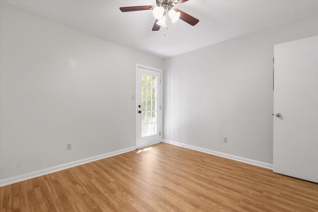 Building Photo - 1181 Brafforton Way