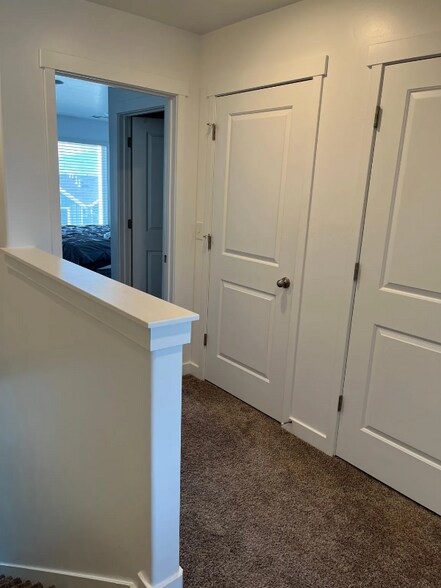 Building Photo - 1087 Waterway Ln