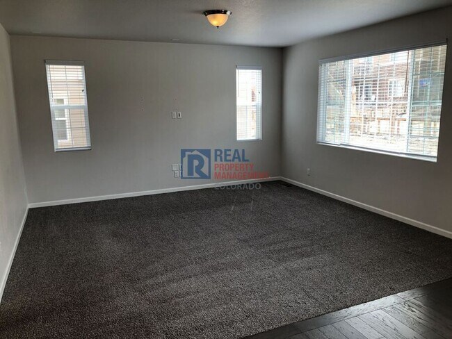 Building Photo - 7291 S Old Hammer Way