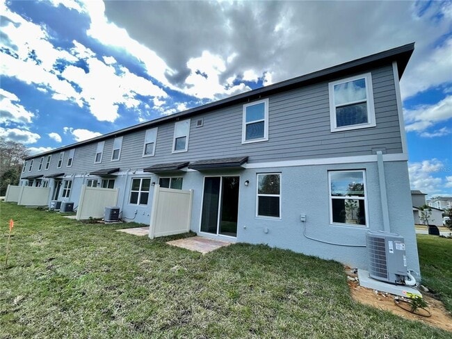Building Photo - 634 Legacy Lp