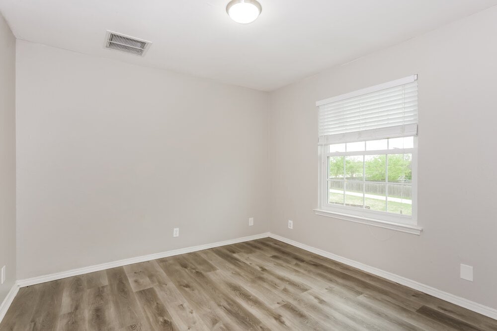 Building Photo - 3355 Brooke St