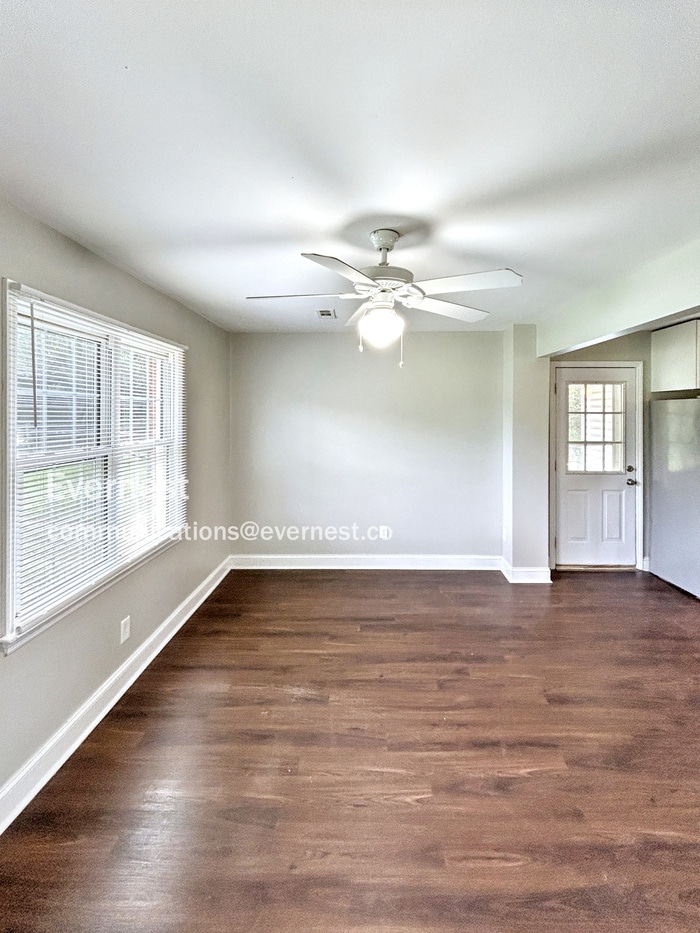 Building Photo - 3794 Walnut Ridge Dr