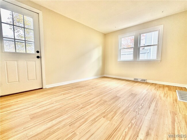 Building Photo - 63 St John St