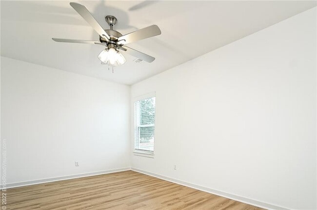 Building Photo - 5772 Holdcroft Dr