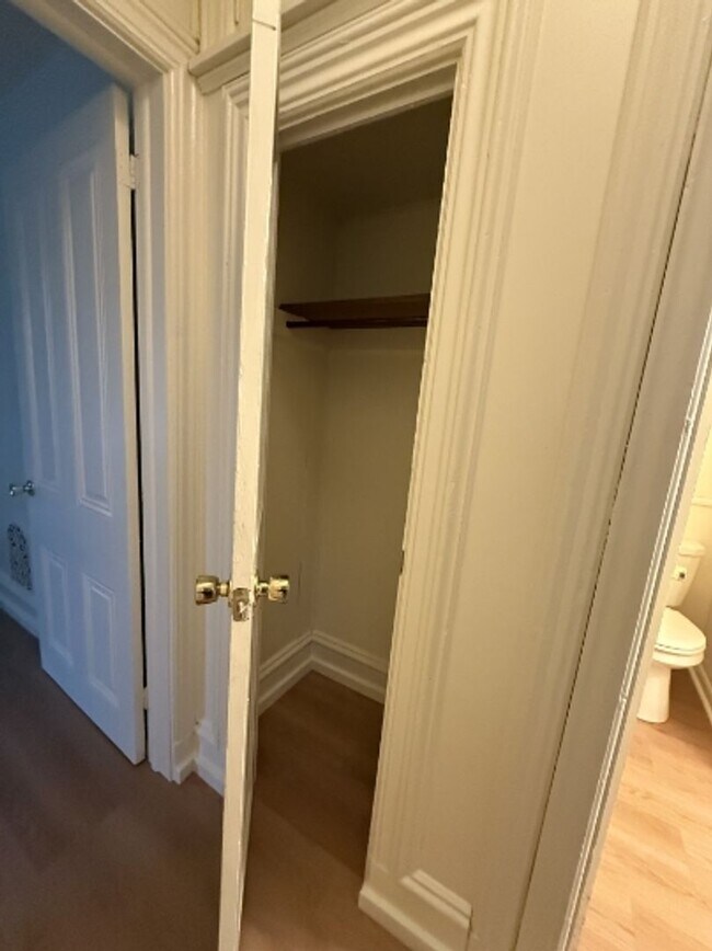 Building Photo - 243 Old Leacock Rd