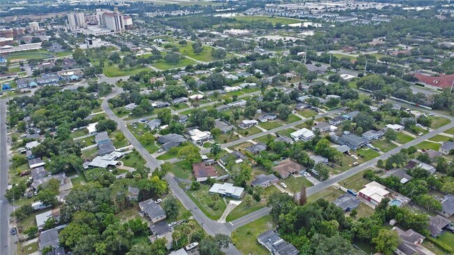 Building Photo - 1311 Hillcrest Dr