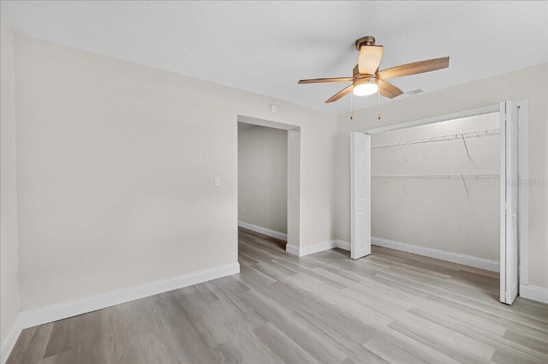 Building Photo - 1906 E Ida St