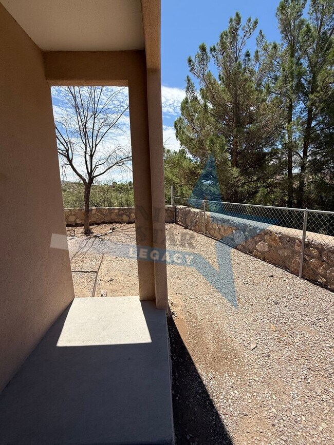 Building Photo - 3187 Athenian Way