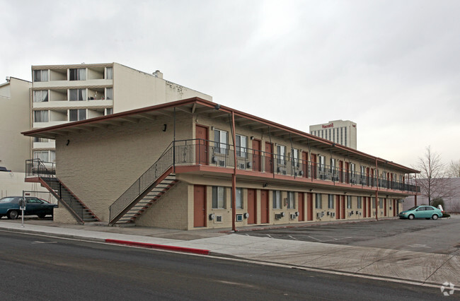Primary Photo - Mill Place Apartments