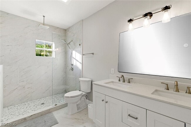 Building Photo - 317 3rd Ave