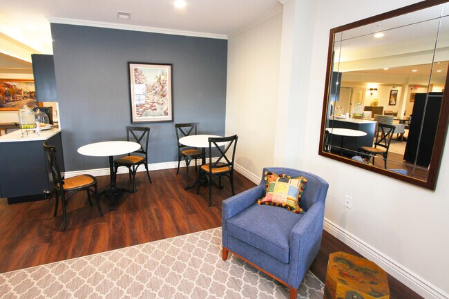 Building Photo - Sycamore Reserve Senior Living