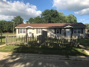 Building Photo - 4205-4205 8th St