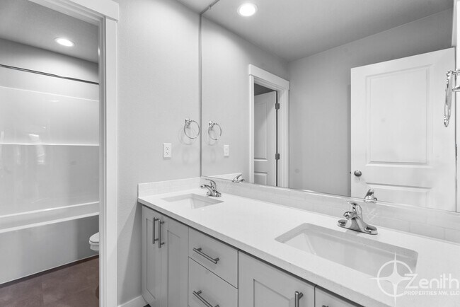 Building Photo - Brand New 4 Bedroom Corner Lot Home In Rid...