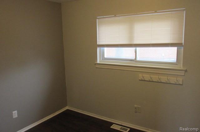 Building Photo - 30467 Townley Ave